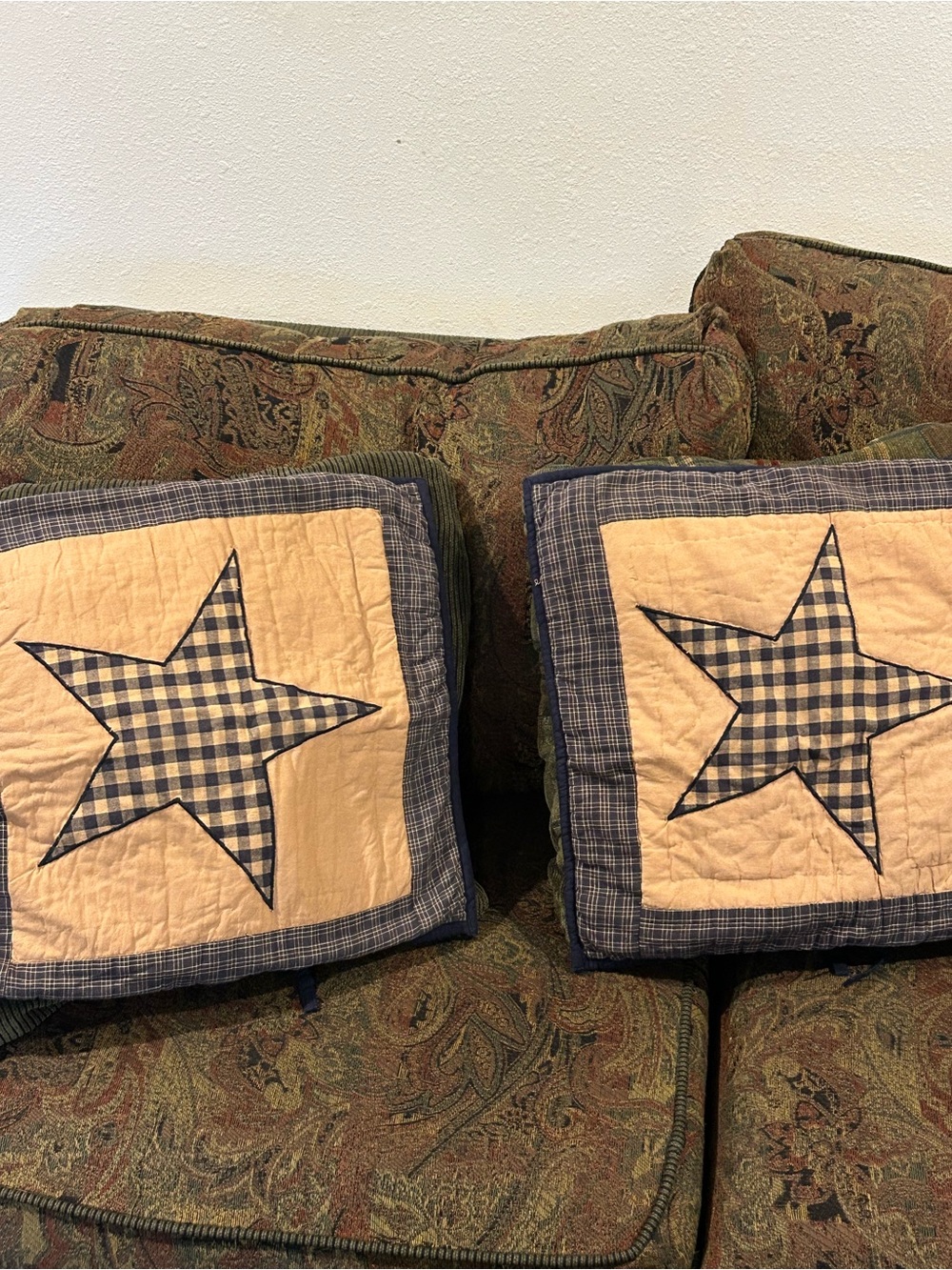 Quilted Country Star Pillowcase Pair - Navy and Cream